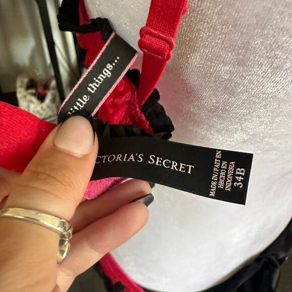 Victoria-s-Secret Red and Pink Corset Dress/Apron - Picture 4 of 5